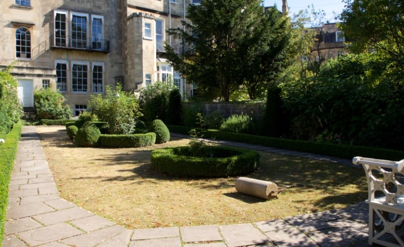 Georgian Garden